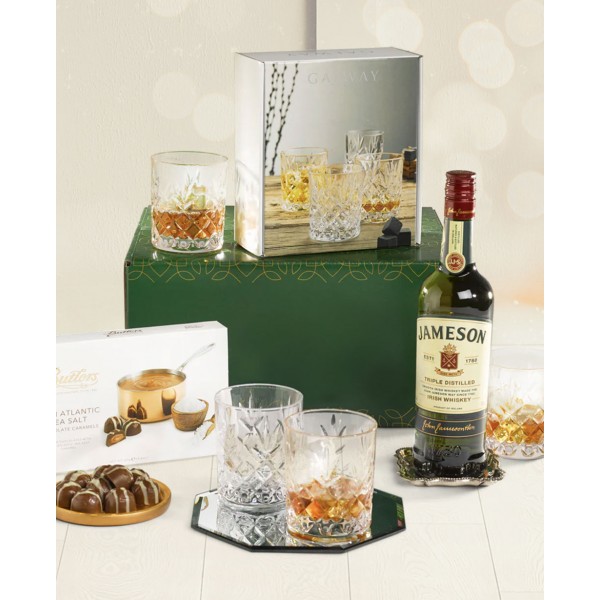Whiskey, Glasses & Treats Gift Hampe...